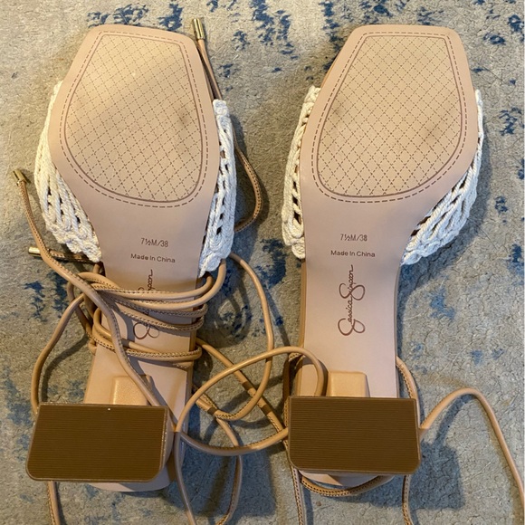 Jessica Simpson block square toe heels size 7.5 - Picture 2 of 4